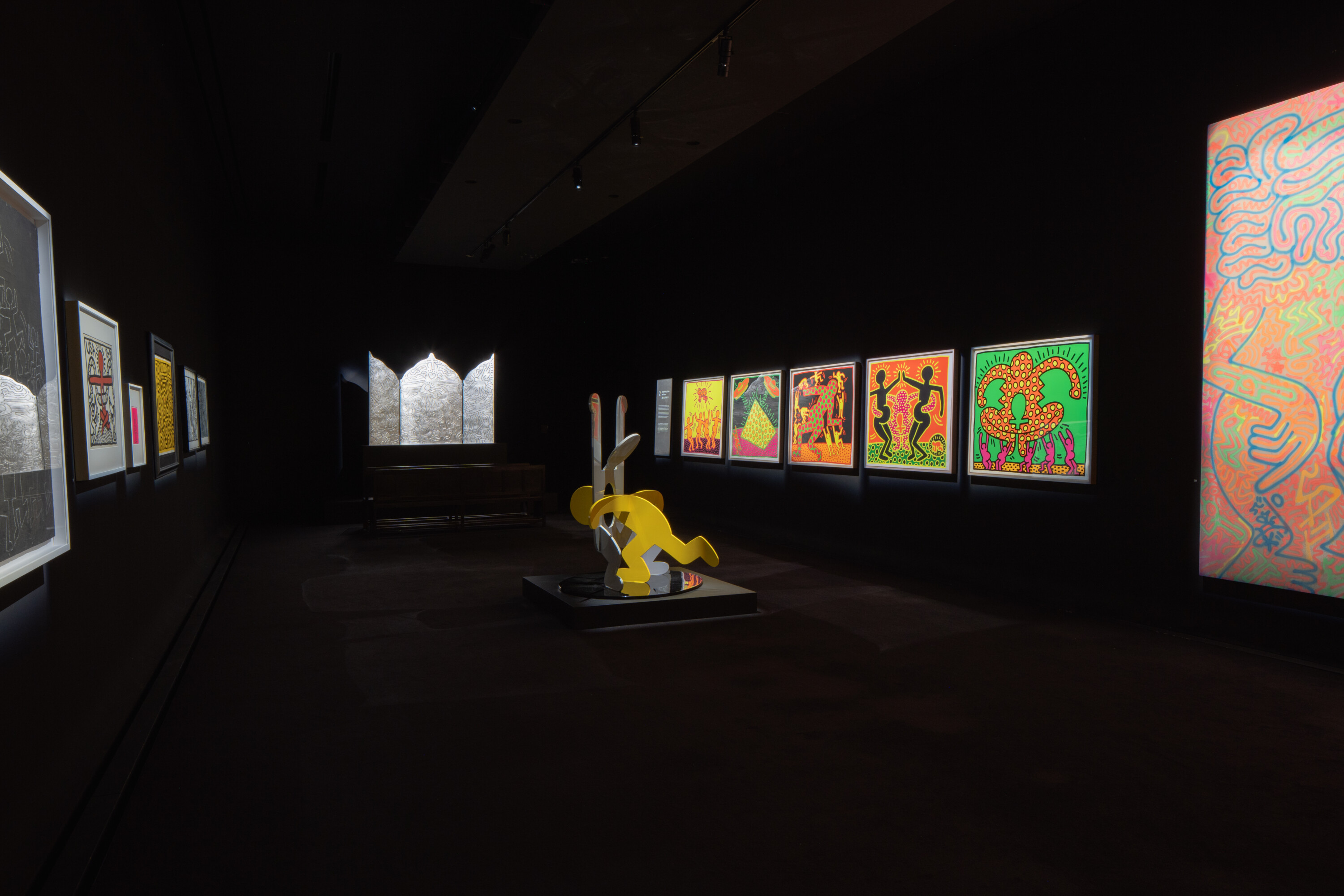 Keith Haring: Arching Lines 人をつなぐアーチ | EXHIBITION | 中村