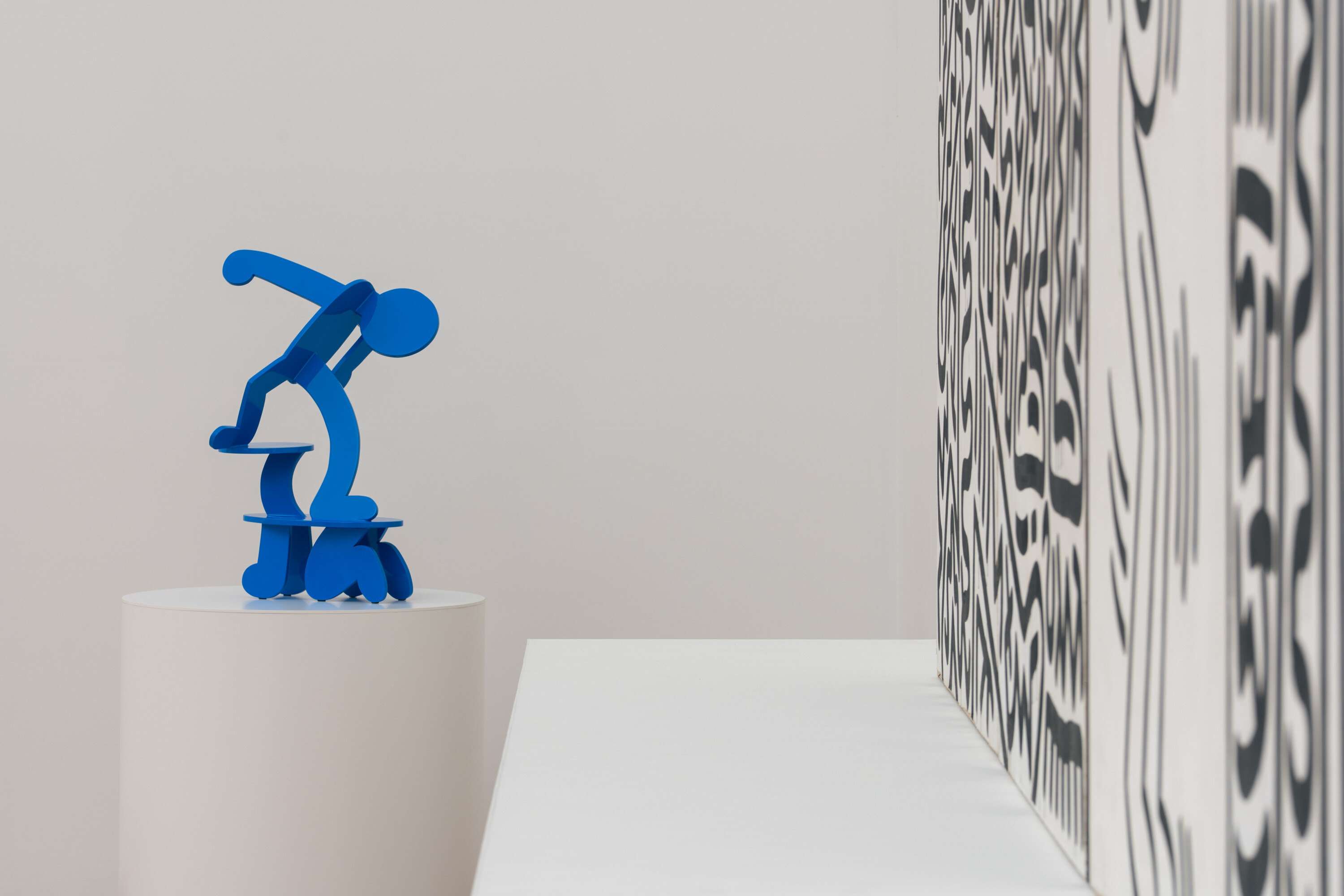 Keith Haring: Arching Lines 人をつなぐアーチ | EXHIBITION | 中村